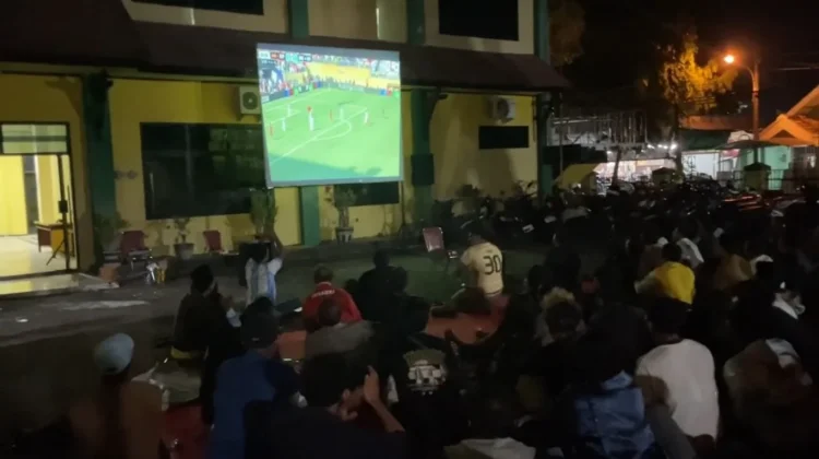Meriah, Final Piala Dunia di Kantor DPD Golkar Lamongan Diwarnai Doorprize Kambing