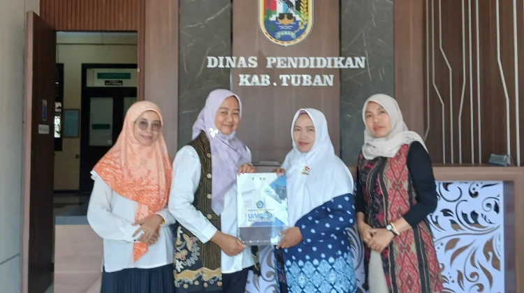 Tim PKM Unirow Bekali Himpaudi Sistem Pembelajaran Teknologi AI