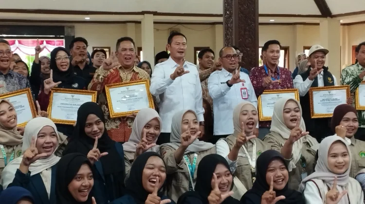 Expo KKN Megilan Jadi Wadah Mahasiswa Belajar dan Bangun Daerah