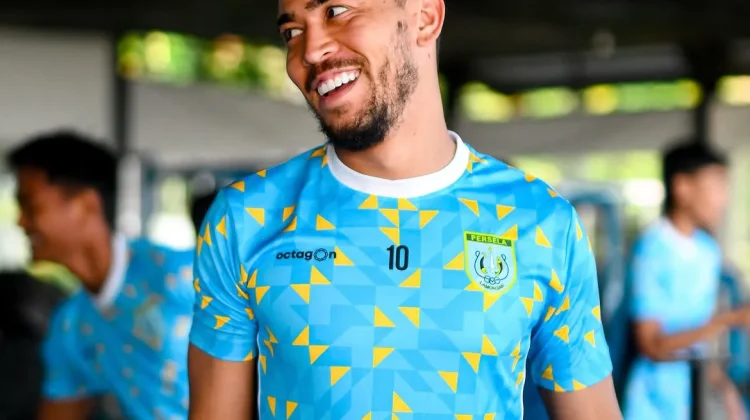 Trio Brasil Tambah Kepercayaan Diri Caique Souza Bersama Persela