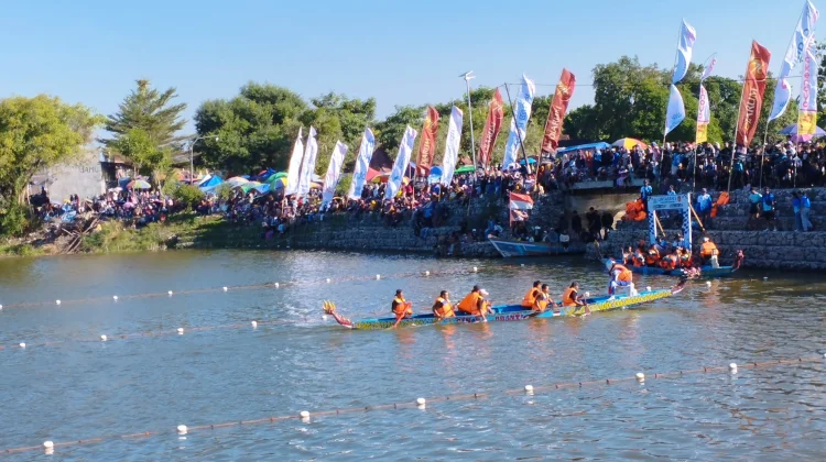 Junjung Sport Tourism, 32 Tim Adu Kayuh di Festival Dayung Tejoasri ke-4 Lamongan