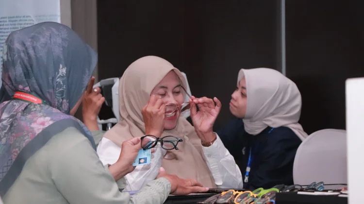 Gerakan Sadar Mata Dorong Anak Indonesia Tumbuh dengan Penglihatan Sehat