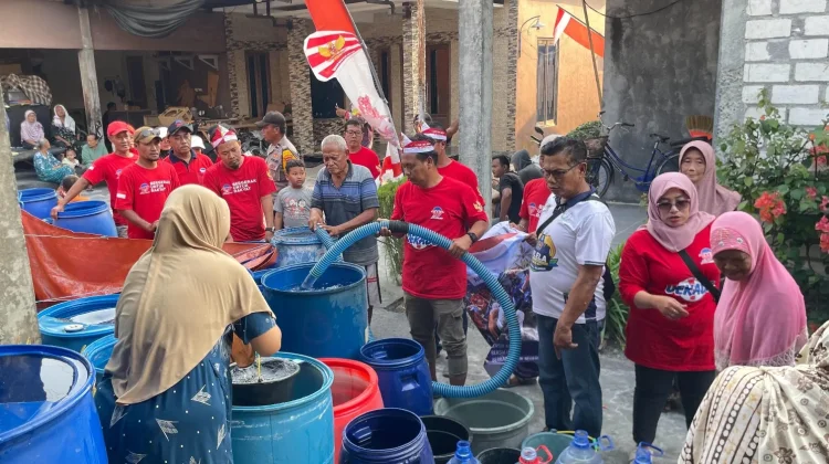 Sumur Mengering, Warga Margoanyar Lega Dapat Air Bersih
