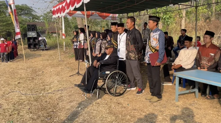 Upacara Mandiri Warga Nogo, Sosok Kepala Dusun di Kursi Roda Jadi Inspirasi