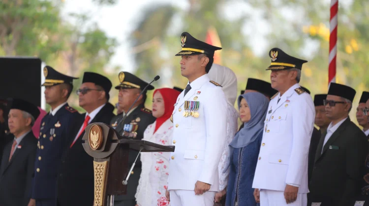 HUT RI, Bupati Tuban Tekankan Gotong Royong dan Solidaritas Peduli Bencana NTT
