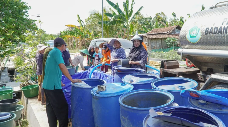 BPBD Lamongan Salurkan Air Bersih untuk 3.095 KK Terdampak Kekeringan