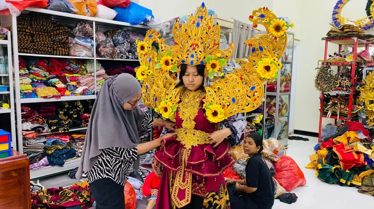 Berkat Pelaksanaan Tuban Specta Night Carnival 2026, Perias Tuban Banjir Orderan