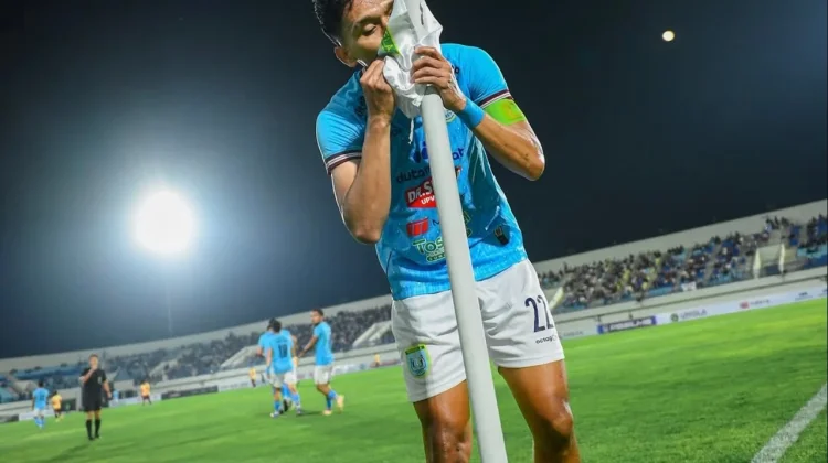 Bima Sakti Tunjuk Dendy Sulistyawan Jadi Kapten Persela Lamongan