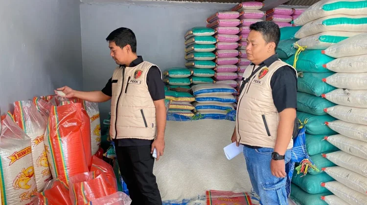 Satgas Pangan Tuban Sidak Pasar Baru, Pastikan Pasokan dan Harga Beras Stabil