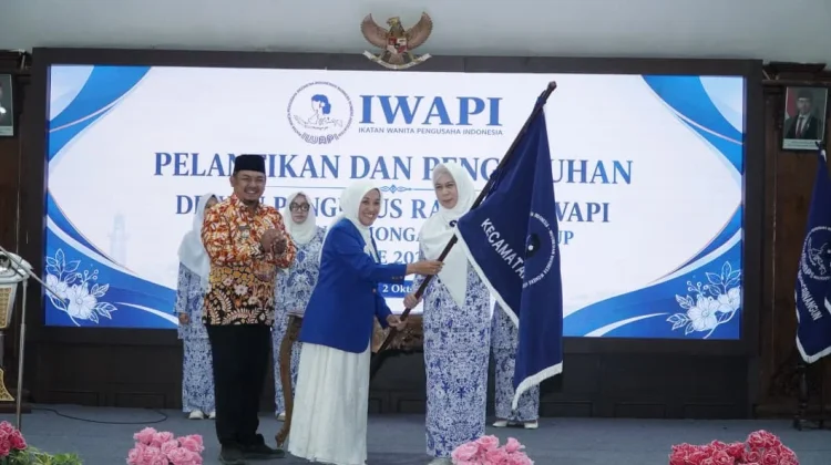 Dua Ranting Iwapi Lamongan Dilantik, Dorong Pengusaha Perempuan Naik Kelas