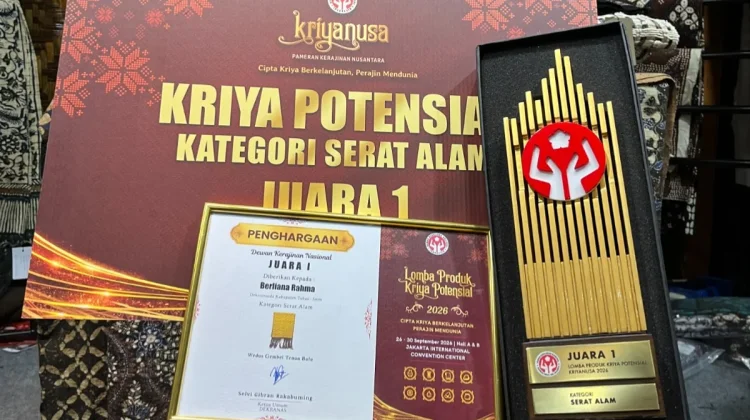 Kain Tenun Gedog Tuban Raih Juara 1 Kriya Potensial di Kriyanusa 2026
