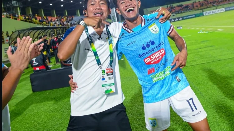 Perpanjang Tren Positif, Pemain Persela Persembahkan Kemenangan untuk Fans