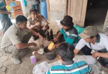 Jaga Produktivitas Lahan, Petani Bojonegoro Buat Dekomposer Cair