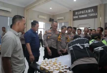 Anggota Polres Lamongan Gelar Tes Urin, Komitmen Bersih Narkoba