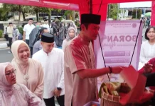 Rayakan Nasi Boran Jadi Warisan Budaya, Pemkab Lamongan Bagikan 1.447 Porsi Gratis