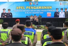 Ratusan Personel di Tuban Lakukan Pengamanan Malam Takbir hingga Salat Idulfiti