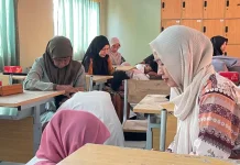 Selesai Studi, SMPN Satu Lamongan Tampilkan Hafalan Kitab Lintas Agama