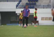 Manajemen Persela Pertahankan Bima Sakti, Siapkan Fondasi Kebangkitan