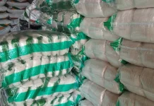 Harga Gula dan Minyak Melonjak, Pedagang Kecil Sulit Bertahan
