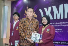 Bupati Lamongan Ajak Mahasiswa Siapkan Jiwa Pemimpin Hadapi Era Global