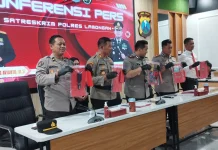 Lima Pelaku Ganjal ATM Lintas Provinsi Dibekuk Polres Lamongan
