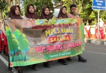 Bag Free Day Warnai Penutupan MPLS SMPN 1 Lamongan, Peduli Lingkungan