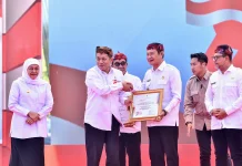 Bupati Lamongan Raih Penghargaan Pembina Koperasi Andalan Jawa Timur 2026
