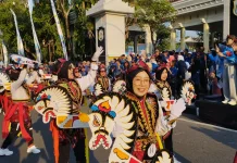 Meriahkan Hari Koperasi, Pemkab Lamongan Gelar Fun Walk Libatkan Anggota