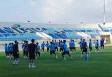 Latihan Perdana Persela, Pelatih Bima Sakti Atur Skuad Penuhi Regulasi Terbaru