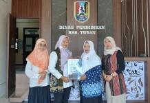 Tim PKM Unirow Bekali Himpaudi Sistem Pembelajaran Teknologi AI
