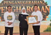 Lamongan Raih Penghargaan Komitmen Perlindungan Ekosistem Mangrove Jatim