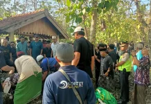 Jenazah Pendaki Gunung Piramid Dimakamkan di Tanah Kelahiran Lamongan