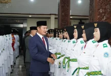 76 Paskibraka Lamongan Dikukuhkan, Siap Kibarkan Merah Putih