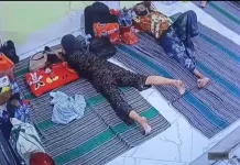 CCTV Rekam Perempuan Diduga Curi Uang di RSUD Soegiri Lamongan