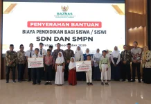 Baznas Tuban Salurkan Beasiswa Senilai Rp500 Juta untuk 2.000 Pelajar SD dan SMP
