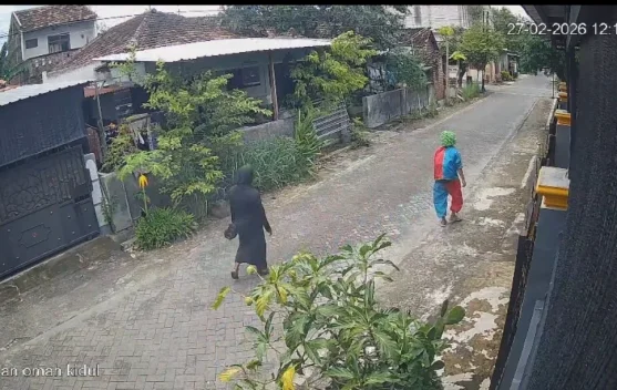 Badut Curanmor Beraksi saat Salat Jumat