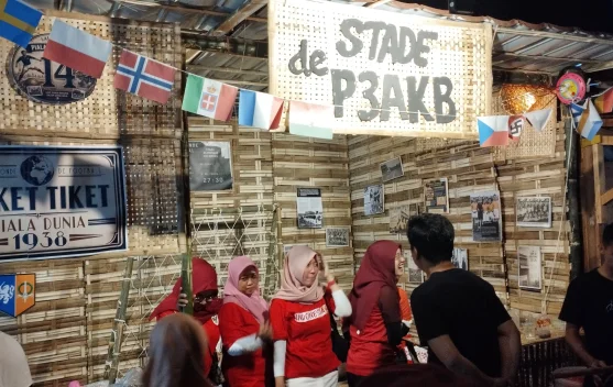 DP3AKAB Lamongan Hadirkan Stan Piala Dunia Jadul 1938 di Festival LTD