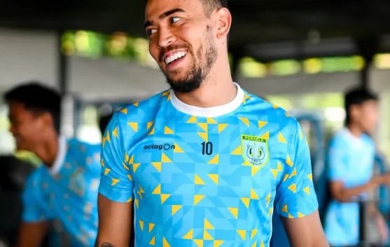 Trio Brasil Tambah Kepercayaan Diri Caique Souza Bersama Persela