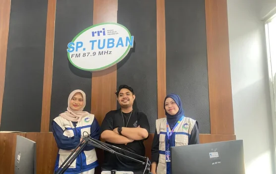 Mahasiswa UNESA Kembangkan Potensi Pesisir Labuhan