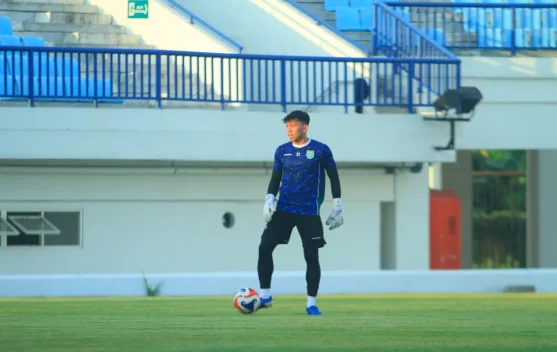 Bima Sakti Siapkan Persaingan Ketat Empat Kiper Persela