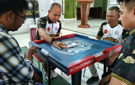 Orado Lamongan Hilangkan Stigma Negatif Domino lewat Turnamen Panglima TNI
