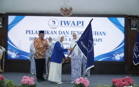 Dua Ranting Iwapi Lamongan Dilantik, Dorong Pengusaha Perempuan Naik Kelas