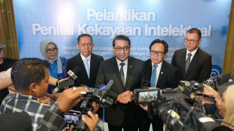 Government Builds Industry Foundation Through Intellectual Property