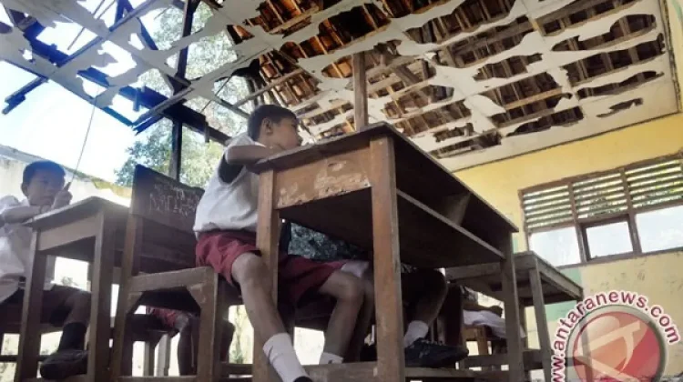 Indonesia Plans Massive Revitalization for 71,000 Schools Nationwide