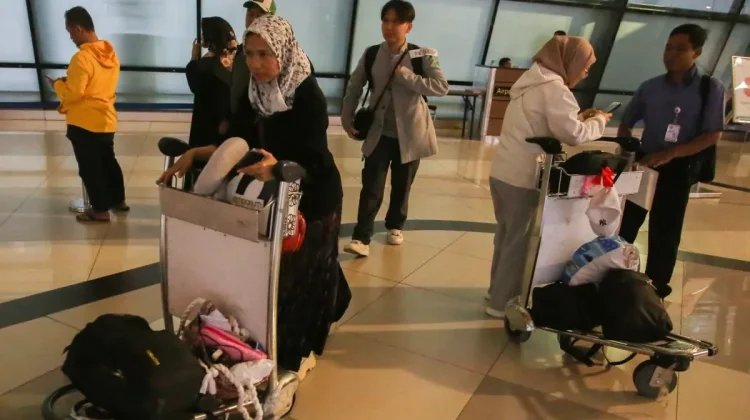 Indonesia Monitors Citizens in Iran, Keeps Evacuation Plans Ready