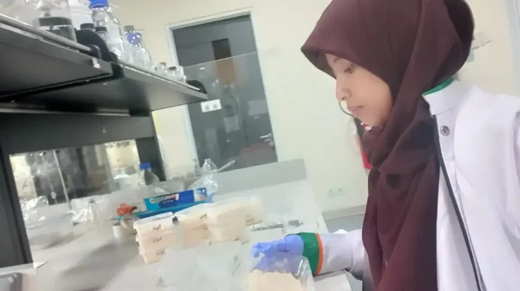 Indonesian Researcher Explores Bioplastics from Cassava Starch
