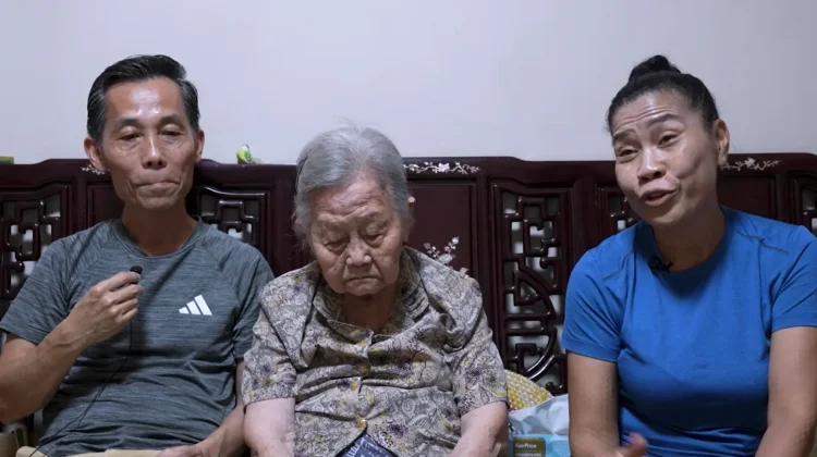 Indonesian Migrant Worker in Singapore Awarded Best Migrant  Domestic Worker 2026