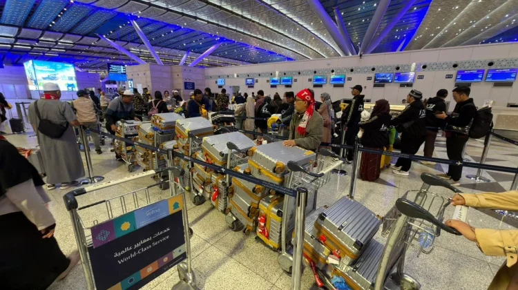 Government Monitors Delayed Umrah Pilgrims' Return