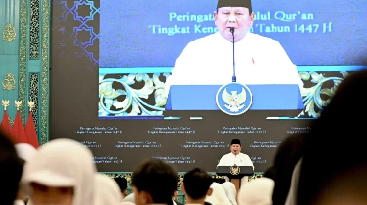 Prabowo Calls for Harmony at Nuzulul Qur’an Commemoration