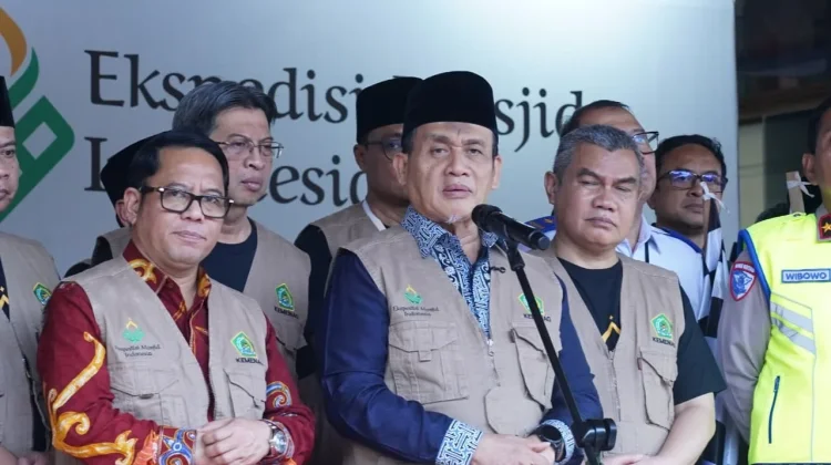 Indonesia Prepares Thousands of Mosques to Serve Eid Travelers